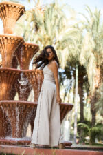 CAMALEONICA PANTALON MUJER PANTALÓN CANARIO TOSTADO - Imagen 3